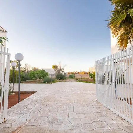 Villa Casa Bianca, Ac, Wifi, Porto Cesareo
